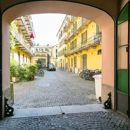 Naviglio Apartamento *